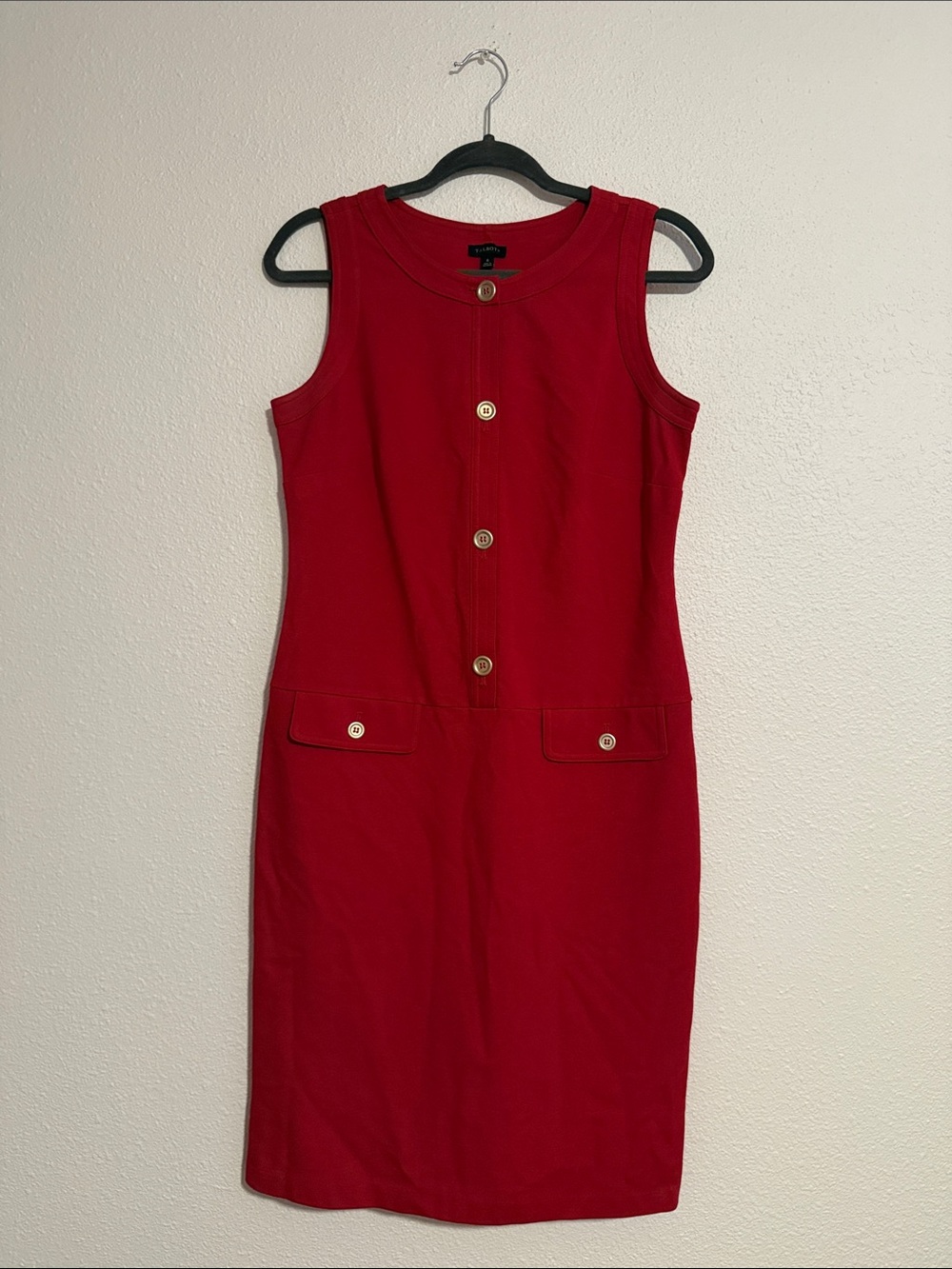 Talbots Sleeveless Shift Dress in Red with Front Buttons